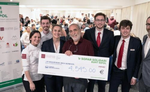 La Escuela Universitaria de Hotelería y Turismo de Sant Pol de Mar recauda más de 4.500 euros en una cena solidaria