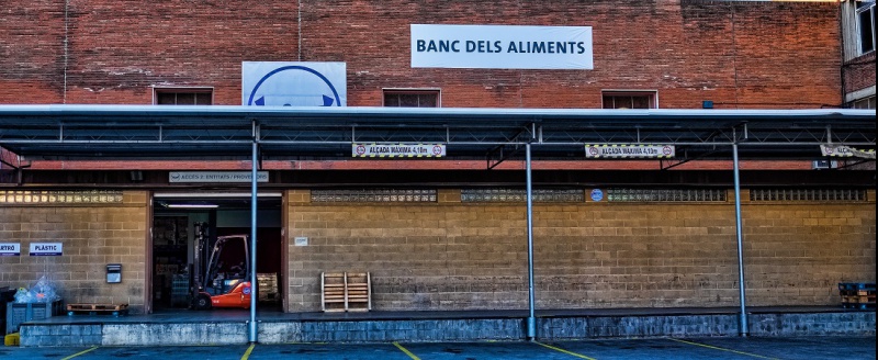 El número de personas atendidas por el Banc dels Aliments de Barcelona ya supera el máximo histórico logrado durante la crisis del 2008