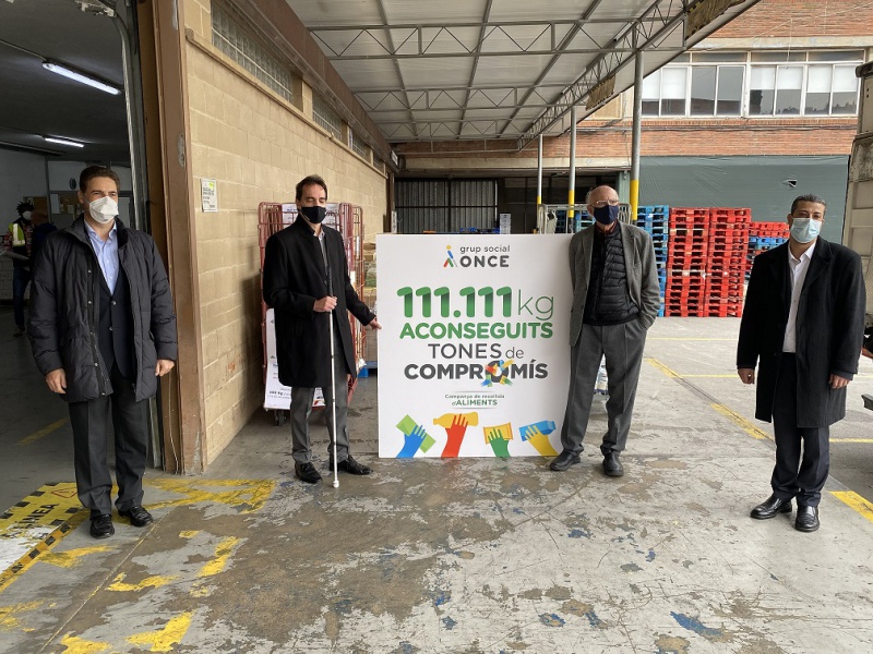 La familia del Grup Social ONCE a Catalunya se suma al reto de donar 111.111 kgs de alimentos contra la pandemia