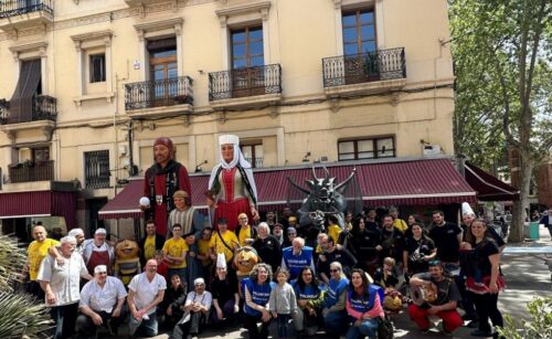 El Banc dels Aliments de Barcelona recoge más de 2.000 € y 500 kg de alimentos en la 13ª edición de la Mona Solidaria